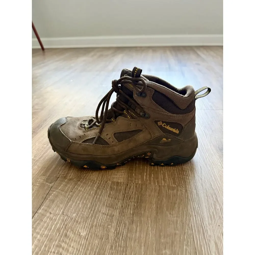 Columbia Coretek WP BM3444 Hiking Boots Cordovan‎ Mens 8.5